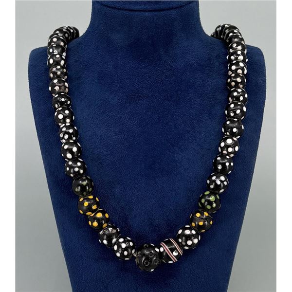 Native American Indian Trade Beads Skunk