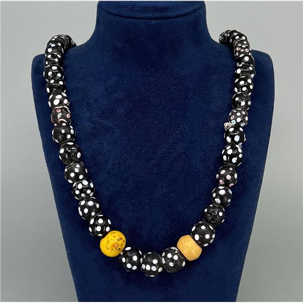 Native American Indian Trade Beads Skunk