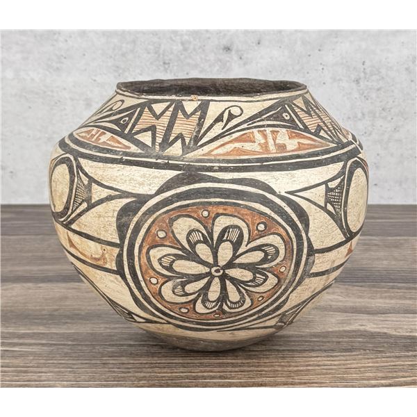 1890s Zuni Indian Pueblo Olla Water Jar Pot