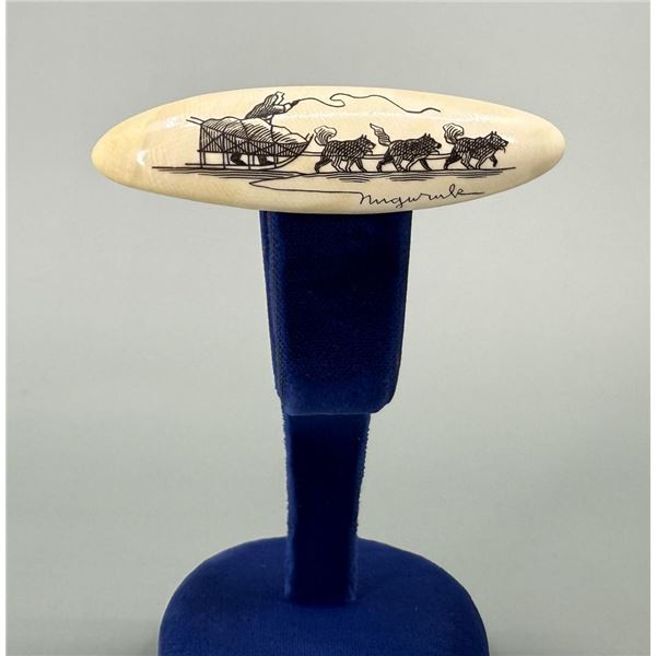 Alaskan Inuit Eskimo Nuguruk Scrimshaw Brooch