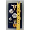 Image 4 : Vintage Western Buttons and Pins