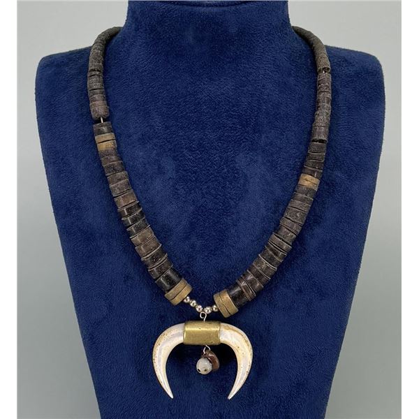 Mother of Pearl Claw Graduated Heishi Necklace