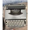 Image 2 : Smith Corona Skyriter Typewriter