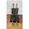 Image 2 : Cast Iron Wagner Twin Waffle Iron