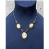 Image 1 : Filigree Cameo Shell Necklace