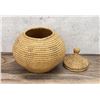 Image 2 : Alaskan Inuit Eskimo Lidded Basket