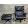 Image 2 : Eames Herman Miller Lounge Chair and Ottoman