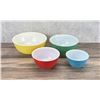 Image 1 : Pyrex Primary Colors Mixing Bowl Set