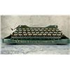 Image 2 : Smith Corona Green No 4 Portable Typewriter