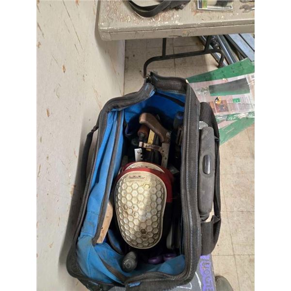 roller tool pouch with contents