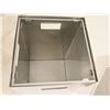 Image 2 : POUBELLE EN INOX 18"x18"x32"
