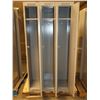 Image 2 : CASIER 3-PORTES 36"x18"x72" (ENDOMMAGÉ)