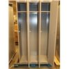 Image 2 : CASIER 3-PORTES 36"x18"x72" (ENDOMMAGÉ)