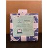 Image 1 : Aden + Anais Whale Pattern Weighted Toddler-Bed Blanket 31"x40"