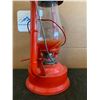 Image 4 : Vintage Red Dietz No. 70 Oil Lantern