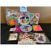Image 1 : 2-Pack Taylor Swift Party Supplies - Balloons/ Stickers/ Plates