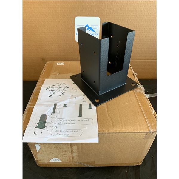 Wooden Post Holders 4 Pack With Fastners