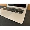 Image 4 : Macbook Air - Model A1466 - Windows Installed