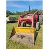 Image 2 : IHC 674 Diesel Tractor c/w loader, 3 pt, Aux hyds, 3634 hrs., SN. 127053TY, good running condition