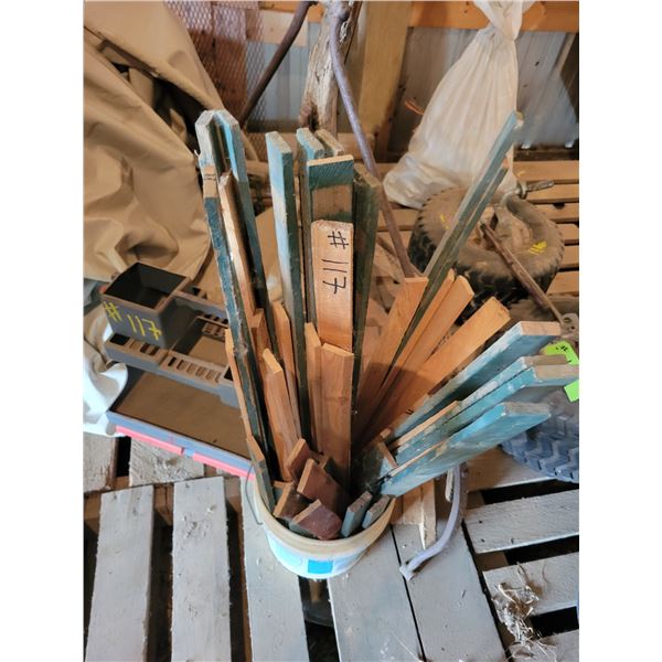 Old drawbar, misc. wagon & heavy plastic