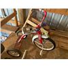 Image 2 : 3 Children's Bicycles & Skate Board