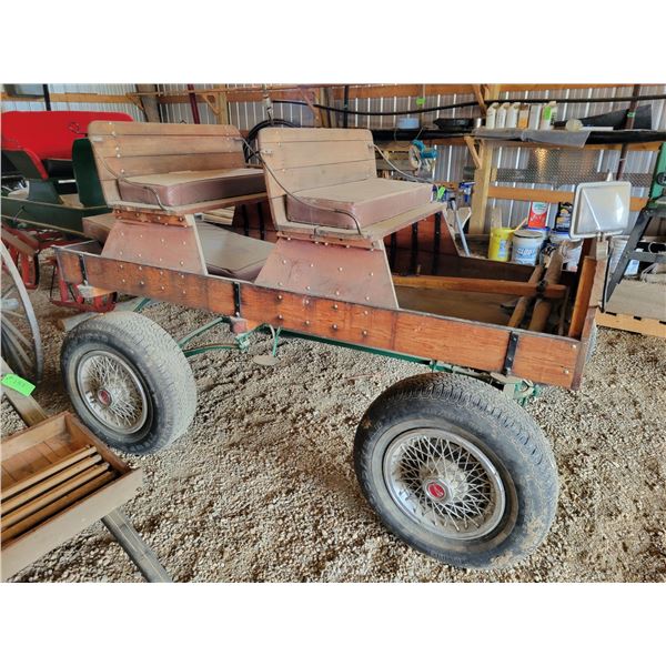 4-wheel horse buggy c/w drawbar & 2-horse drawbar, cover & 2 seats, c/w 215 75/R15 tires c/w Cadilla