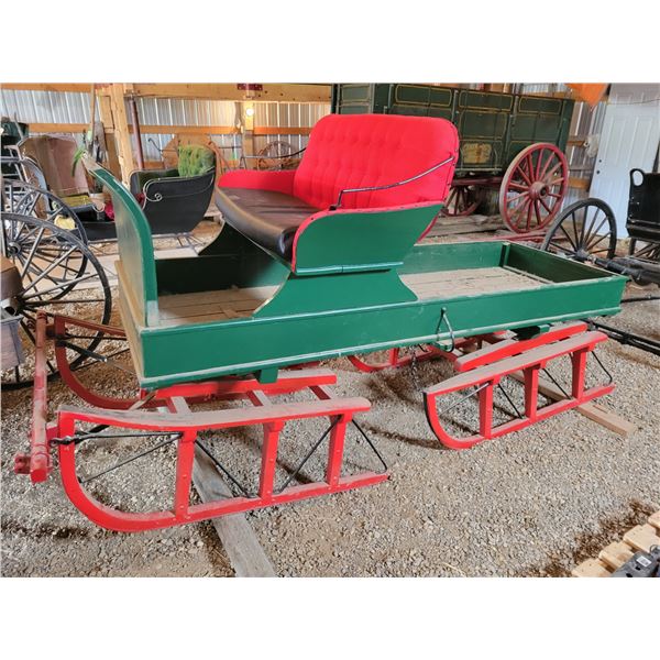 4-Person cutter sleigh, drawbar, appears fully restored
