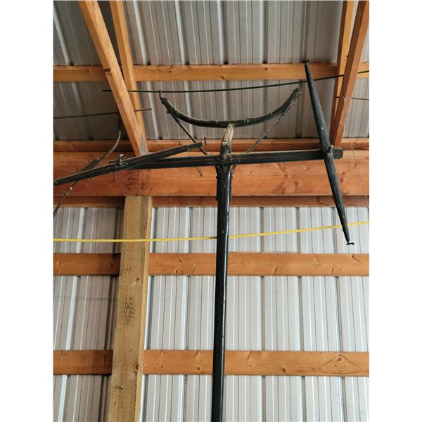 Black draw c/w evener for a cutter