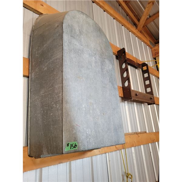 Metal bathtub & wooden gun rack