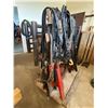 Image 15 : Work harness c/w rolling harness stand, qty of hames & horse clippers