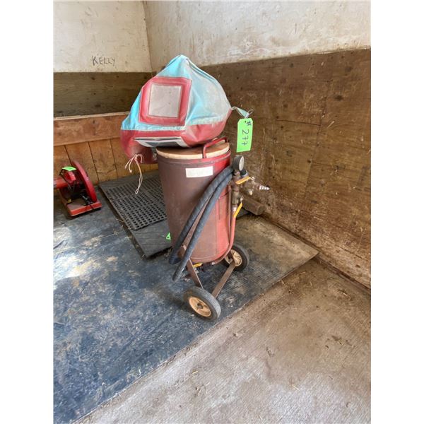 Sand blaster c/w blasting helmet