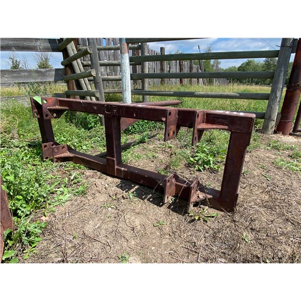 3 prong 5ft 5in. Bale spear