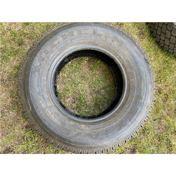 Mechlin LTX245-75 R16, As new