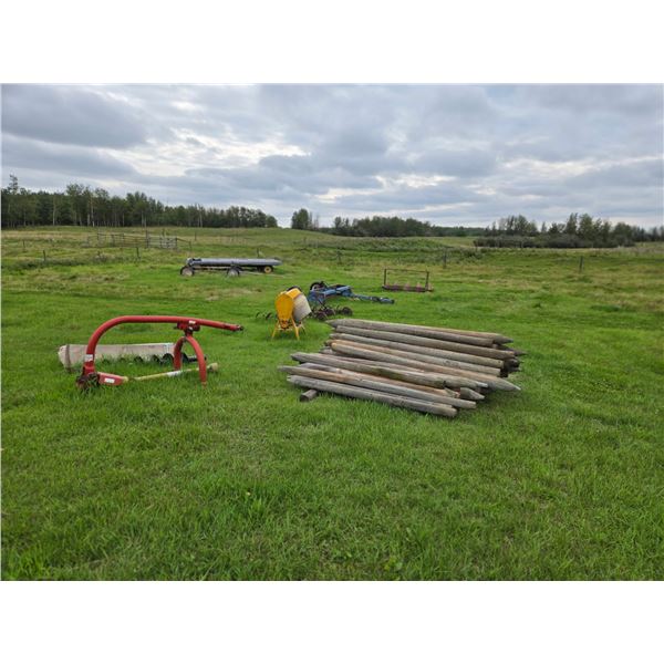 Approx 45- sharpened fence posts. Selling by the pile