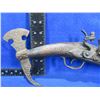 Image 2 : Decorative Wall Hanger Flintlock Pistol/Axe