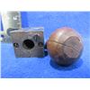 Image 2 : Lyman 58 Cal. Minie Ball Single Cavity Bullet Mold 575 213