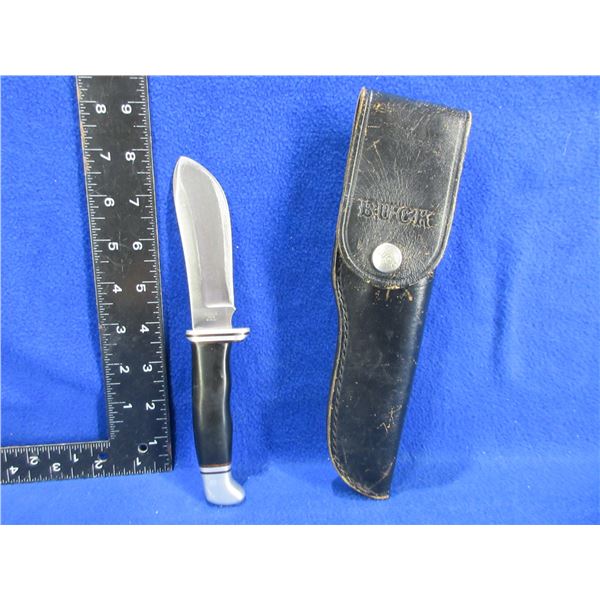 Buck 103 Skinner Fixed Blade Knife with Leather Sheath