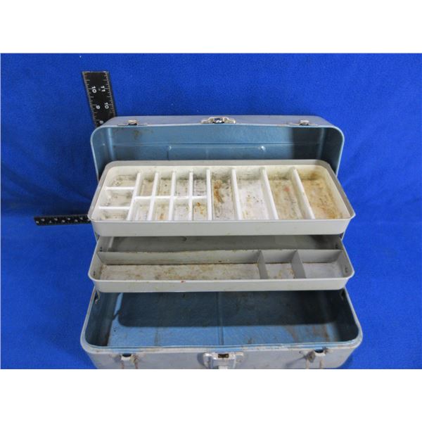Vintage USA Excelsior Tackle Box with 2 Trays and 1 Key