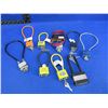 Image 1 : 8 Cable Locks and a Padlock - 5 with 2 Keys, 4 with 1 Key