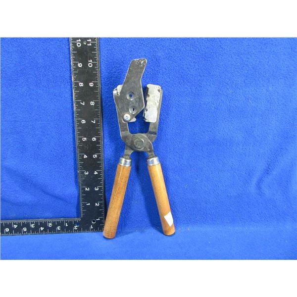 Lee 44 Cal. Round Ball Double Cavity Bullet Mold w/Handles