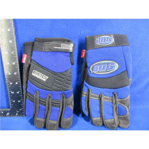 NEW - BDG (Bob Dale Gloves) - 2 Pairs - Size Med & Large