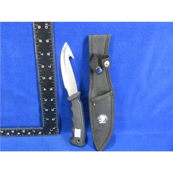 North American Hunting Club Gut Hook Skinner Knife
