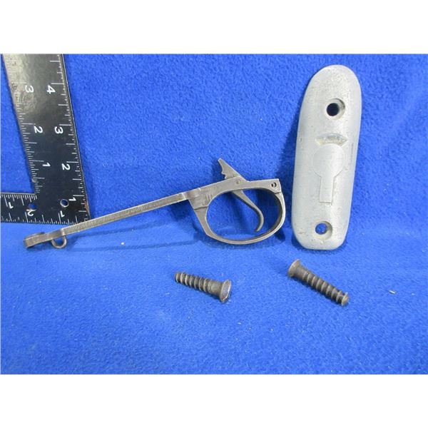 Lee Enfield Trigger Guard with Trigger and Brass Butt Plate