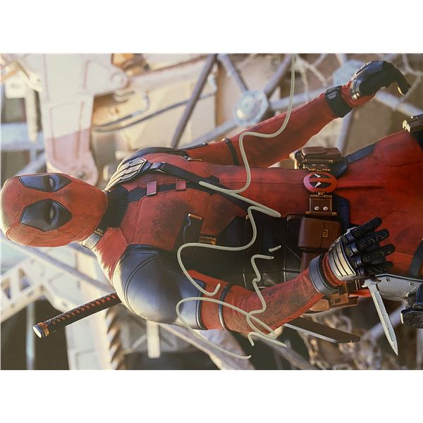 Deadpool Ryan Reynolds signed photo