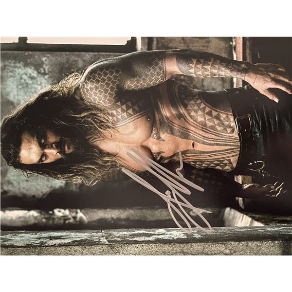 Aquaman Jason Momoa signed photo