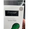 Image 2 : Famous X 4-Inch Spoon Pipe Made of Hand-Blown Borosilicate Glass
