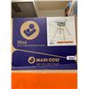 Image 2 : Maxi-Cosi Moa 8-in-1 High Chair, removable kitchen booster, converts to stool, table and chair, easy