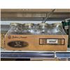Image 2 : Golden Harvest 1L Mason Jars With Gold Lids, 12 count