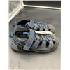 Image 2 : Closed-Toe Sandals with Adjustable Straps Size 3