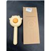 Image 2 : Cat-Shaped Pet Hair Cleaning Brush for Cats and Dogs
